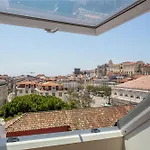 Joivy Flats Next To Rossio Square And Main Lisbon Attractions